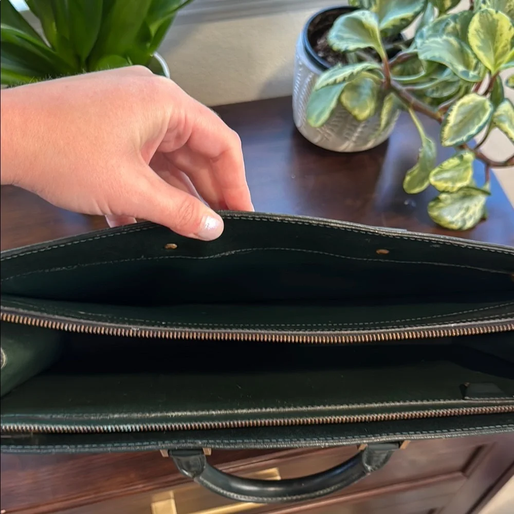 Louis Vuitton Green Leather Briefcase with Structured Design